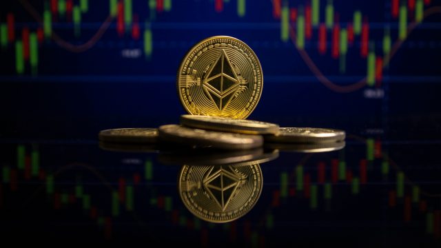 Spot Ethereum ETFs Exhibit Similar Trend To Spot Bitcoin ETFs, Market Expert Observes