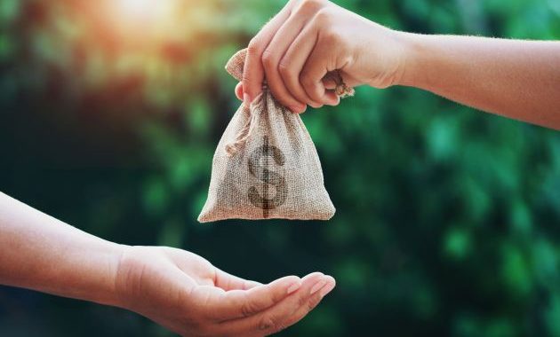 Blockchain Titans Unite: $100K Fundraiser For Kamala Harris In The Works