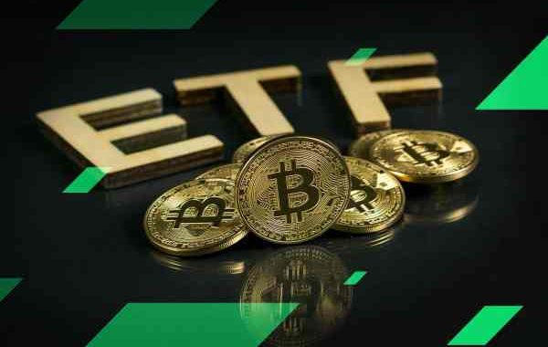 Bitcoin ETFs Suffer $706 Million In Outflows – Should Investors Be Paranoid?