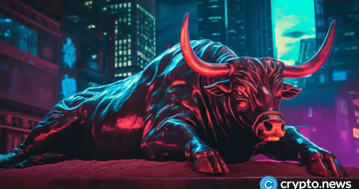 Wall Street expert points to bullish target for altcoin poised to outrun SOL, ETH