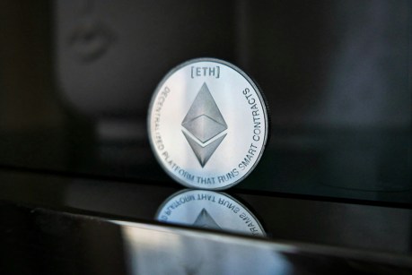 Ethereum Solo Staking Made Easier? Vitalik Buterin Supports Lower Entry Requirements