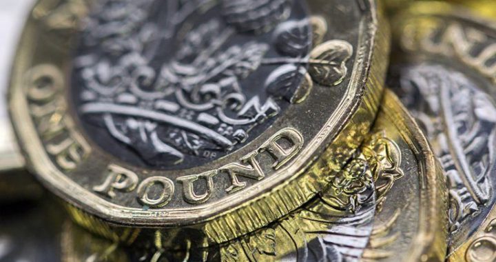 Pound Sterling Suffers Biggest Drop in 18 Months Amid Reeves’ Tax-and-Spend Storm