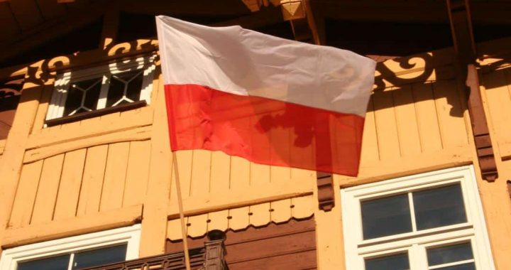 Polish Presidential Candidate Mentzen Pledges Bitcoin Reserve