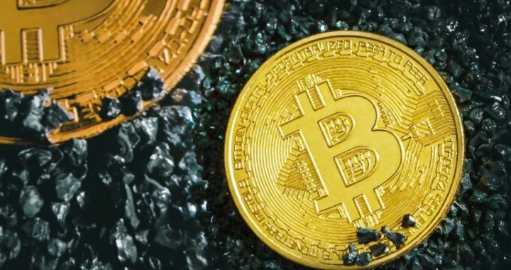 Since September, 507,000 BTC Sold by Long-Term Holders, Glassnode Data Reveals