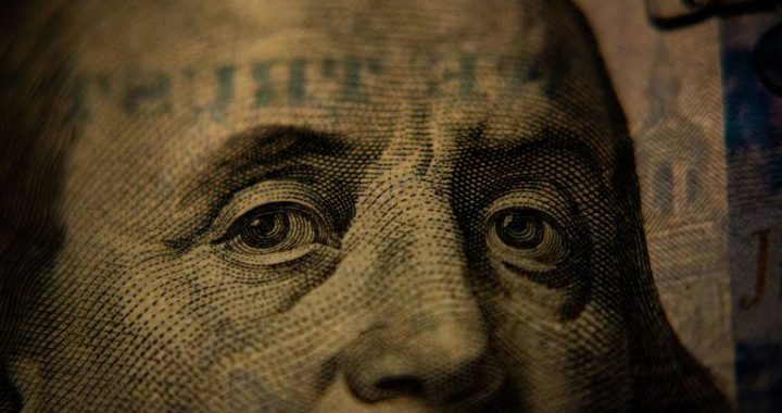 Yield Chasers Propel Ethena’s USDE to $4.12B Market Cap in the Bull Market Frenzy