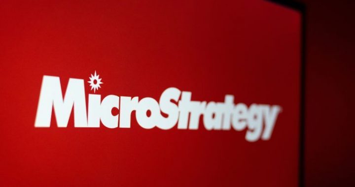 Shorters Pile in on MSTR: Citron Research Warns Microstrategy’s Bull Run Could Burst