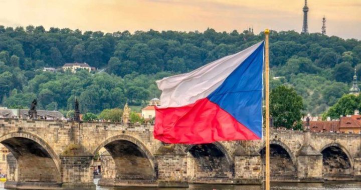 A Crypto Tax Paradise? Czech Republic Pioneers Tax-Free Crypto Policies