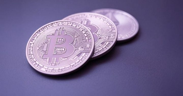 Bitcoin ETFs Bleed $226M While Ethereum Funds Feast on $130M Windfall