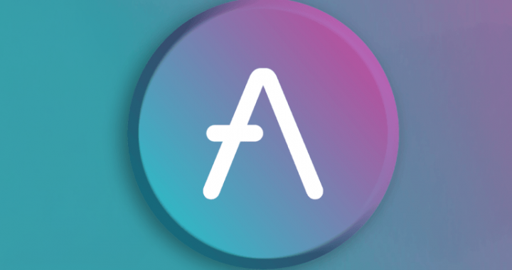 Defi Doesn’t Sleep—Mystery Whale Dumps 125,000 ETH Into Aave on Christmas Day