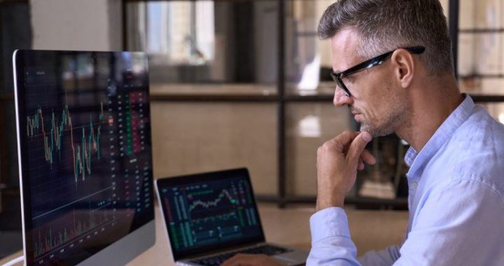 Bitcoin’s Dramatic Fall: $95K Low Sends Shockwaves Through Crypto Markets