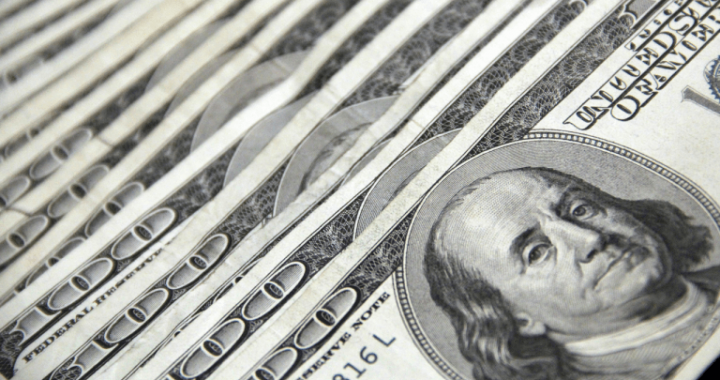 Stablecoins Break $200B Mark as Ethena’s Yield-Bearing USDE Supply Soars 89%