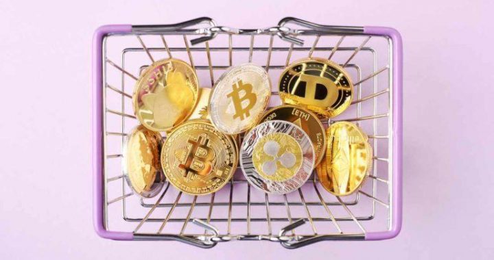 Iranian Crypto Holdings Equal a Third of National Gold Market
