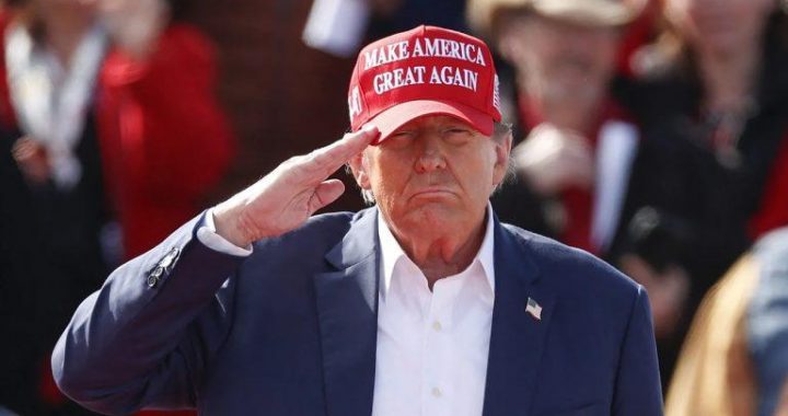 Trump Celebrates BTC’s $100K Milestone: ‘You’re Welcome,’ Says the President-elect