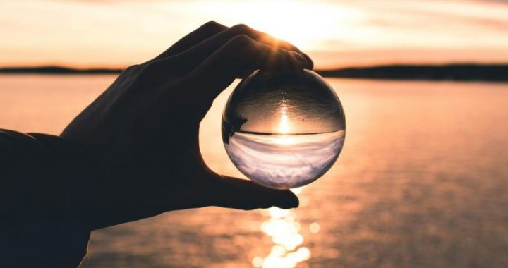 AI Prophesies Bitcoin’s Future Price: Will BTC Soar or Sink by the End of Jan. 2025?