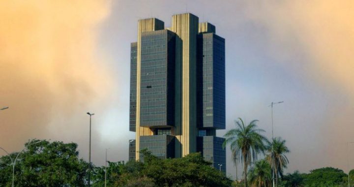 Brazilian Central Bank May Withdraw Provisions Banning Stablecoin Self-Custody