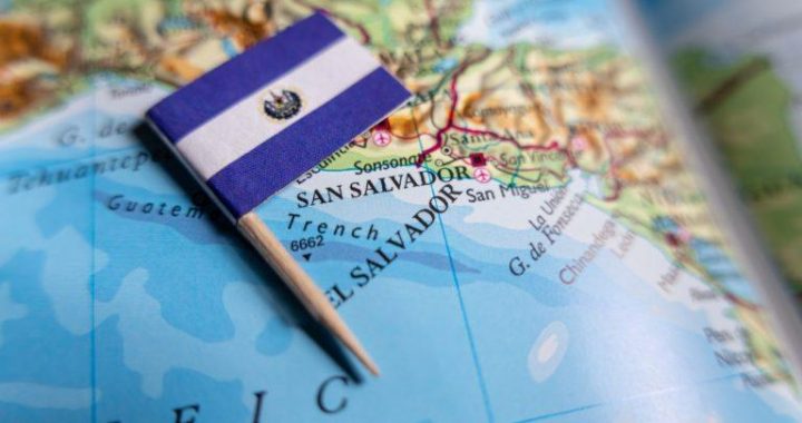 Crypto Remittances Grow In El Salvador Reaching 1% Share