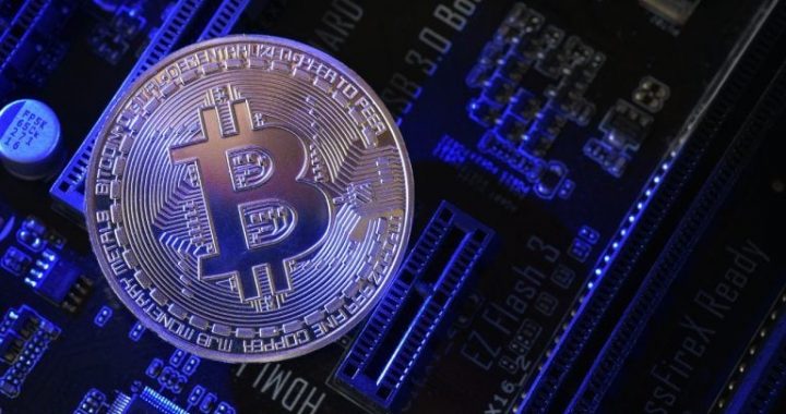 Bitcoin Technical Analysis: Will a Break Above $106K Ignite a Rally Back to $109K?