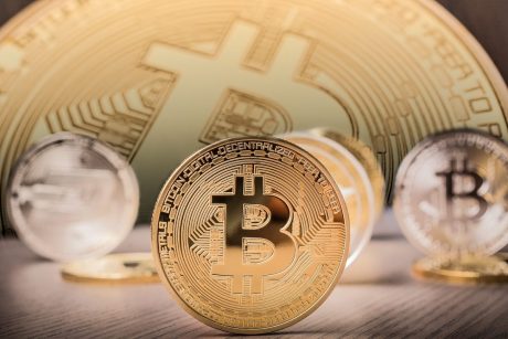 3 Best Altcoins to Buy After SEC Delays Response to Coinbase Appeal