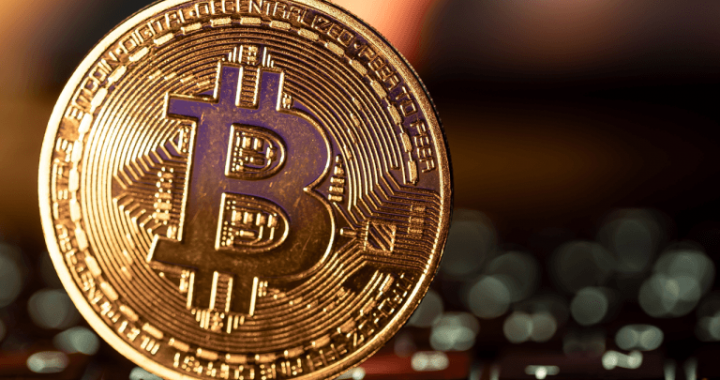 Experts Bullish on BTC Decentralized Finance Growth, Predict Triple-Digit Rise in 2025