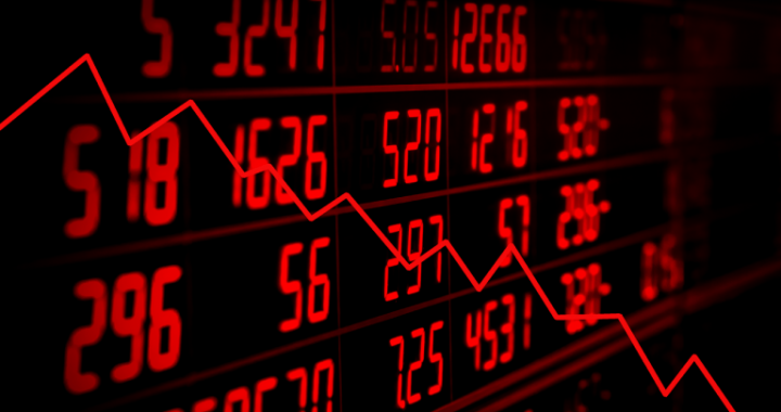 Trump Trade Policies Spark Altcoin Sell-Off: Ethereum, Meme Coins, and Solana Hit Hardest