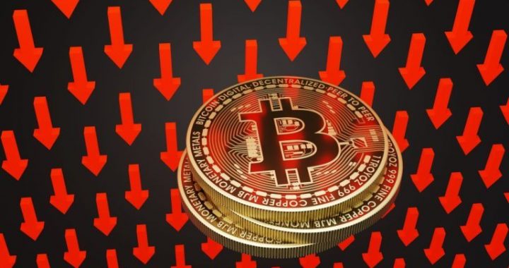 Bitcoin ETFs Experience Record $1 Billion Single Day Outflow