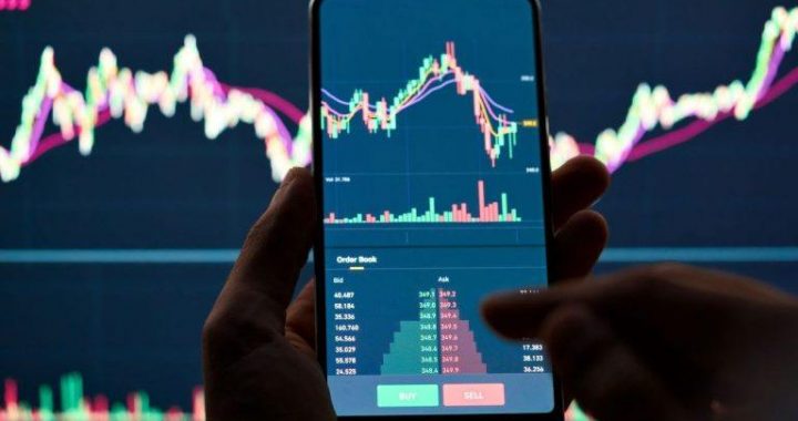 Bitcoin Slips Below $96K as Market Sees Increased Trading Activity