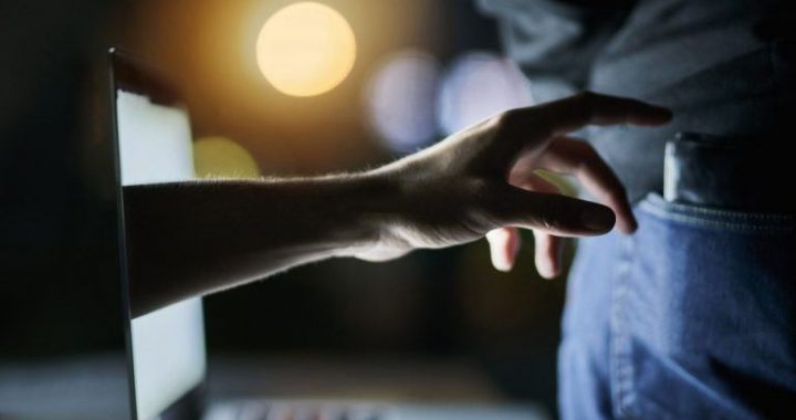 FBI Cracks $290M Crypto Scam—Trade Coin Club Exposed