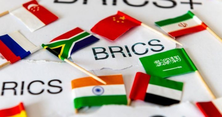 BRICS Discusses Alternative Payment Platforms to Bypass Western Financial Systems