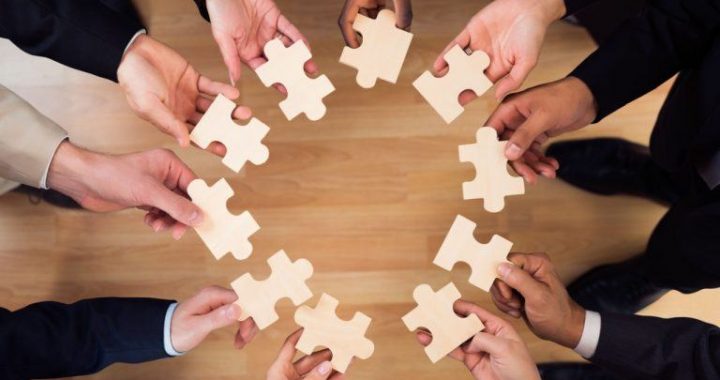 Collaboration Between Developers, Regulators Crucial for Defi’s Success, Says Former High-Tech Lawyer