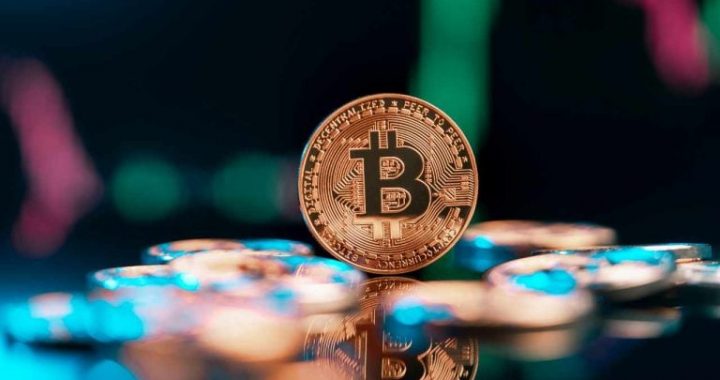Bitcoin Tests $97.5K Even as Market Momentum Stalls