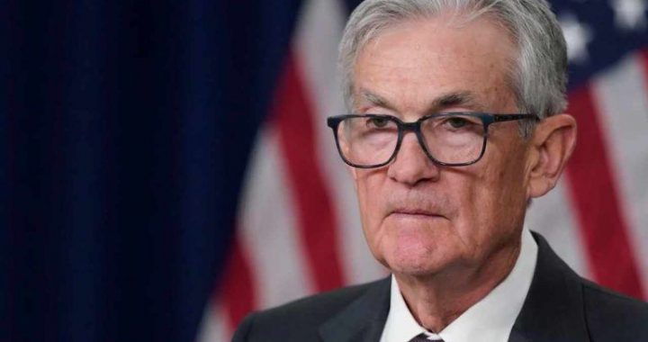 Fed ‘Struck’ by De-Banking Surge—Powell Promises a Fresh Look