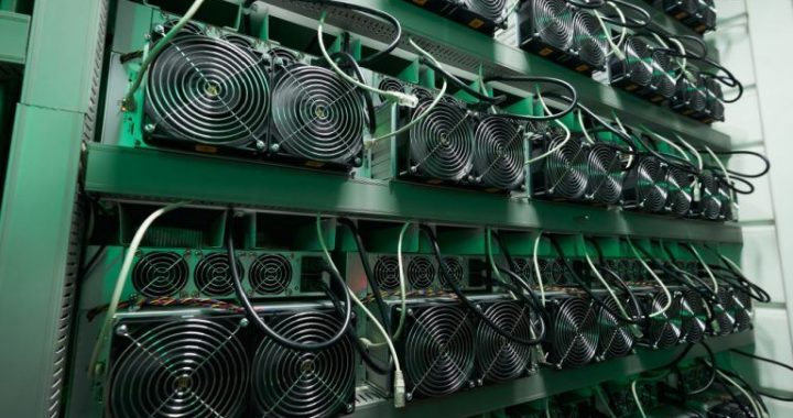 Russian Bitcoin Mining Ban Yielding Results in Siberia