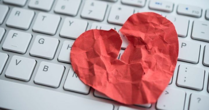 FBI Warns: Valentine’s Day to Bring a Surge in Crypto Fraud—Don’t Get Trapped