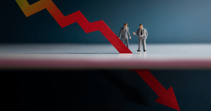 Cryptocurrency Markets Reel Under Trade Policy Uncertainty