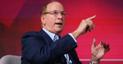 BlackRock CEO warns US dollar could lose global reserve status to Bitcoin