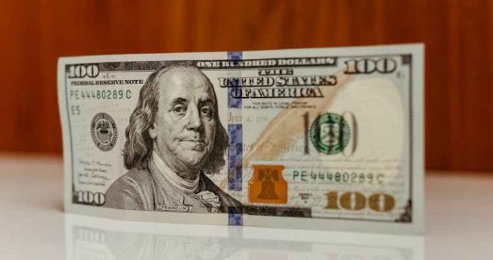 XRP To Triple Digits? Analyst Confident In $100 Price Goal