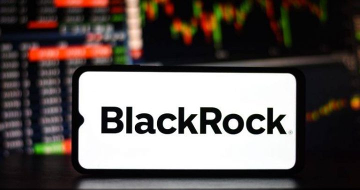 Blackrock Incorporates Bitcoin ETF in $150 Billion Portfolio Strategy