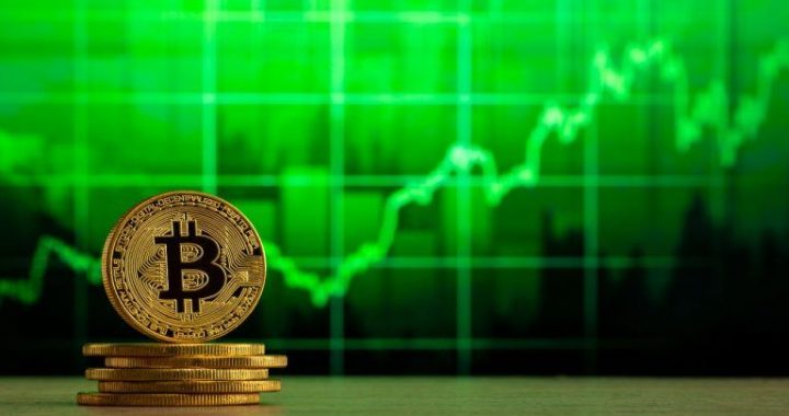 ETF Weekly Recap: Bitcoin ETFs See First Net Weekly Inflow After Five Weeks