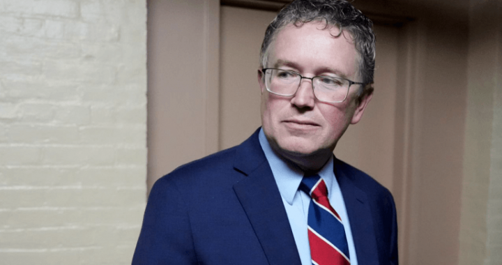 Rep. Thomas Massie Reintroduces Bill to Abolish the Federal Reserve