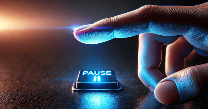Bitcoin Bull Run Hitting Pause? Cryptoquant CEO Warns of 6–12 Months of Bearish Action