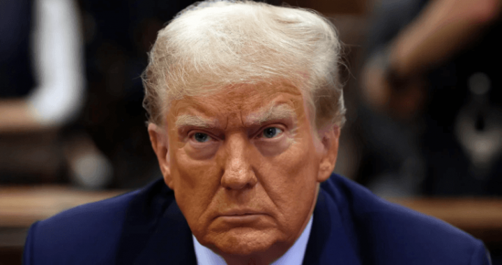 Trump Proposes Tariff-Free Trade for Canada in Exchange for Statehood, BTC Slides Below $80K
