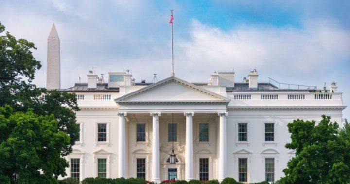 US Doubles Down on Crypto at Historic White House Summit