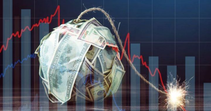 US Dollar Reserve Dominance Slipping—Expert Warns Trump’s Policies Fuel the Drop