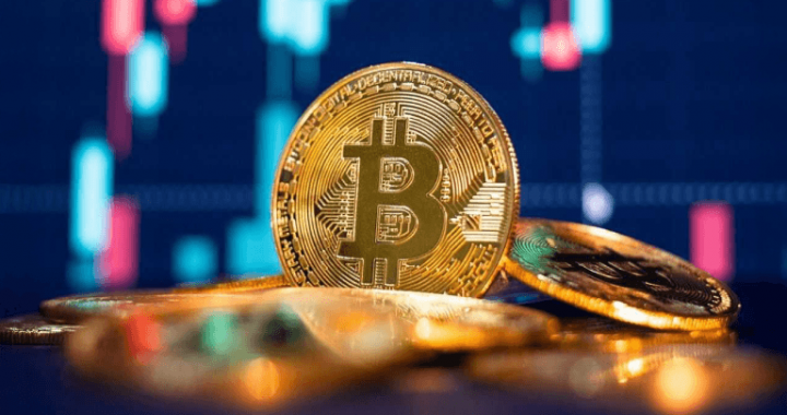 Bitcoin Price Watch: Traders Brace for Volatility as Bitcoin Tests Support