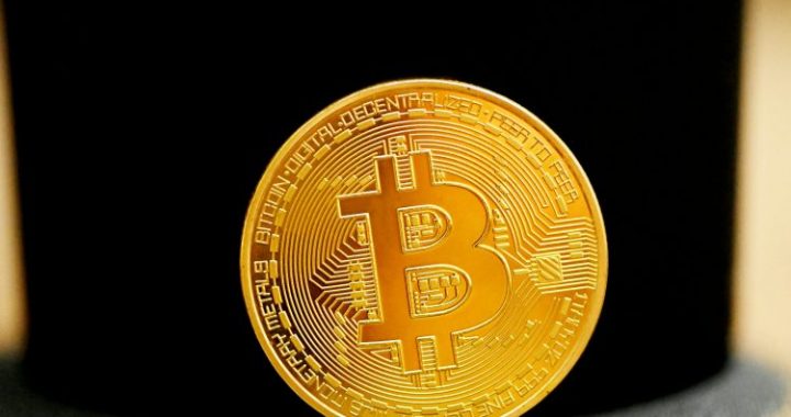 Is $74,000 The Bottom For Bitcoin? CMT-Certified Analyst Says $38,000-$42,000 Is Coming