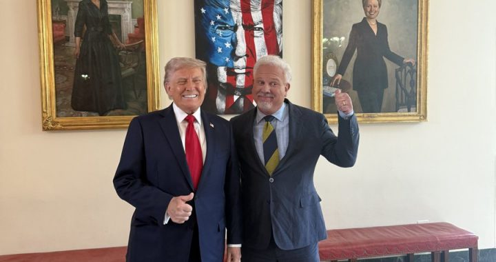 Roger Ver Pays Trump Ally Roger Stone $600,000 To Assist In Ongoing Legal Battle