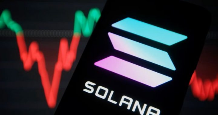 Solana Price Eyes Breakout Toward $143 As Inverse Head/Shoulders Pattern Takes Shape