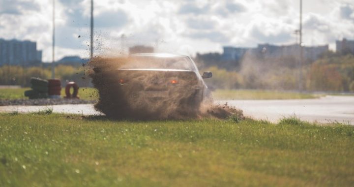 On-Chain Experiment Or Rug Pull? Base Faces Backlash After Unofficial Memecoin Crashes 90%