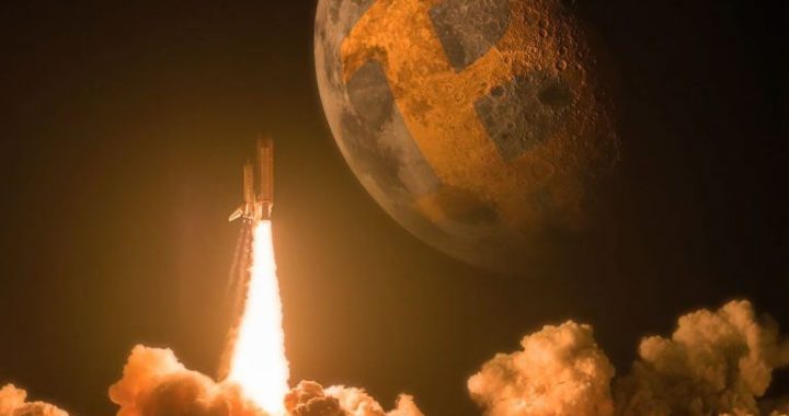 Bitcoin Cracks $94K as Correlation With Stocks Fades