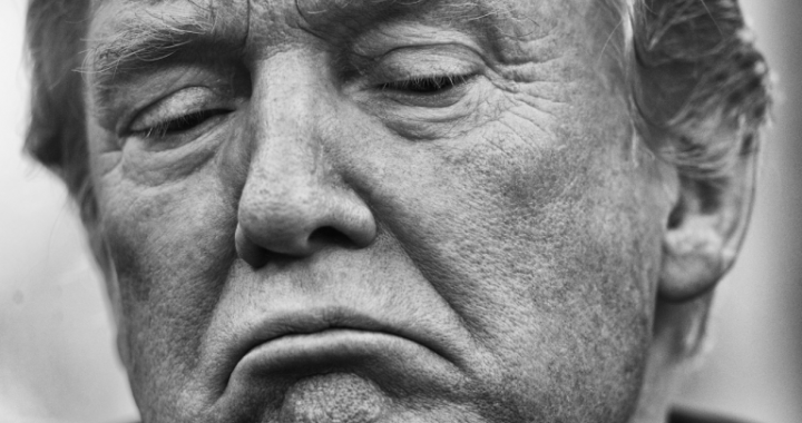 TRUMP and MELANIA Meme Coins Surge After DC Dinner Offer to Top Holders